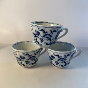 Blue Danube Tea Coffee Cups (3) Vintage Japan Blue Onion Porcelain Square Mark